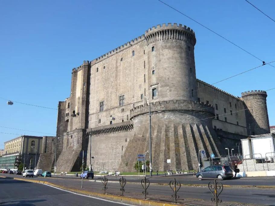 Intero - Chiaia Naples