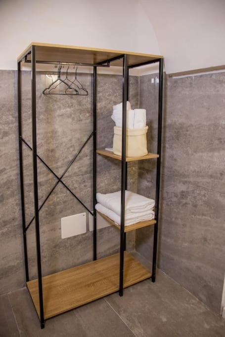 Intero - Chiaia Apartment Naples