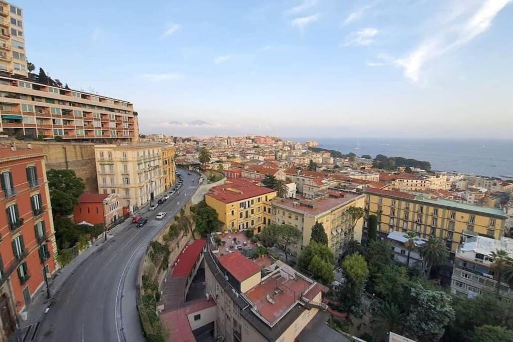 Apartment Intero - Chiaia *