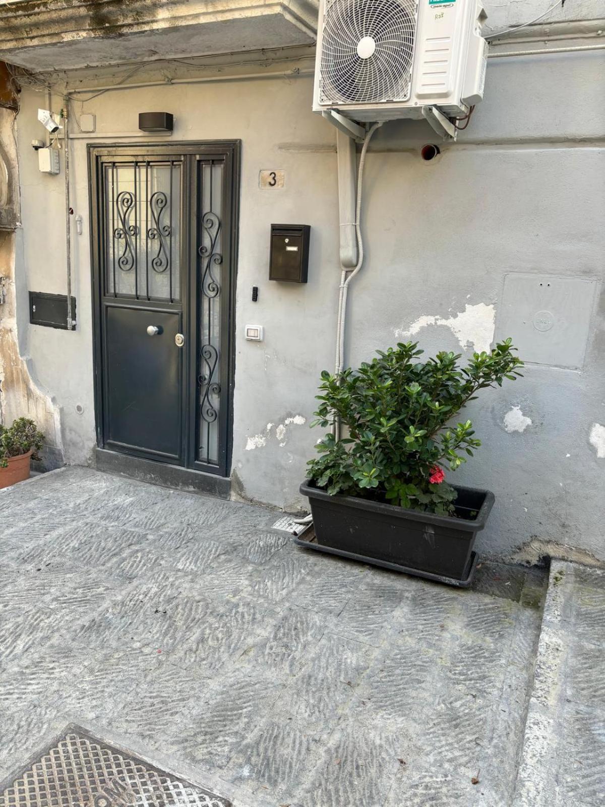 Intero - Chiaia Apartment *